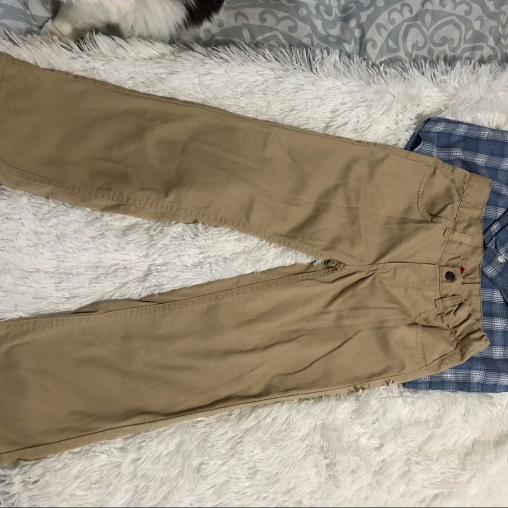 Boys’ khaki pants